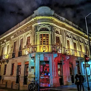 Colonia 722 , Bogotá Colombia